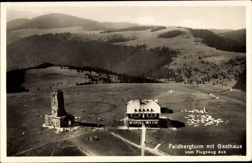 Ak Feldberg im Schwarzwald, Feldbergturm, Gasthaus, Fliegeraufnahme