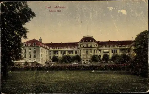Ak Szczawno Zdrój Bad Salzbrunn Niederschlesien, Schloss, Hof