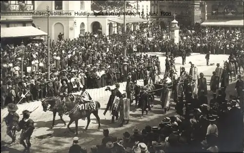 Ak Wien, Kaiserhuldigungs-Festzug 1908, Reiter, Zuschauer