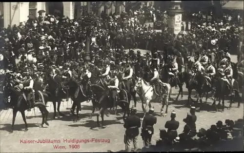 Ak Wien, Kaiserhuldigungs-Festzug 1908, Reiter, Zuschauer