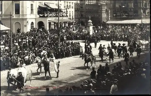 Ak Wien, Kaiserhuldigungs-Festzug 1908, historische Gruppe