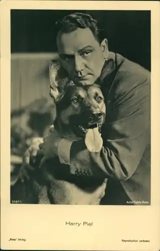 Ak Schauspieler Harry Piel, Portrait, Schäferhund