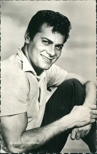 Ak Schauspieler Tony Curtis,  Portrait