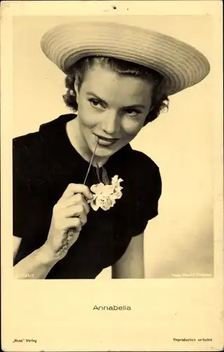 Ak Schauspielerin Annabella, Portrait, Hut