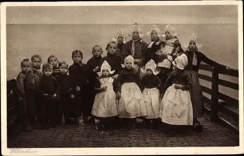 Ak Volendam Nordholland Niederlande, Kinder, Tracht