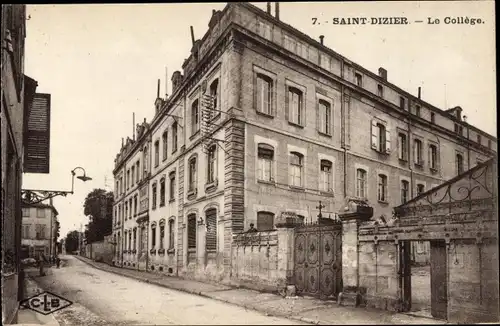 Ak Saint Dizier Haute Marne, Das College