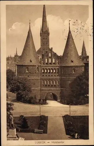 Ak Hansestadt Lübeck, Holstentor