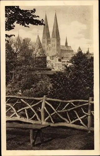 Ak Hansestadt Lübeck, Marienkirche, Zaun, Bank