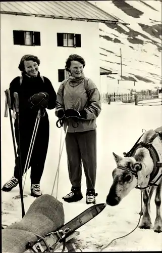 Ak Tirol, Prinzessinnen Beatrix und Irene der Niederlande, Rentier, 1955