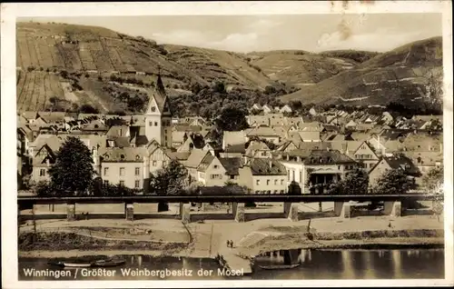 Ak Winningen in Rheinland-Pfalz, Teilansicht vom Ort mit Kirche, Weinberge, Hügellandschaft
