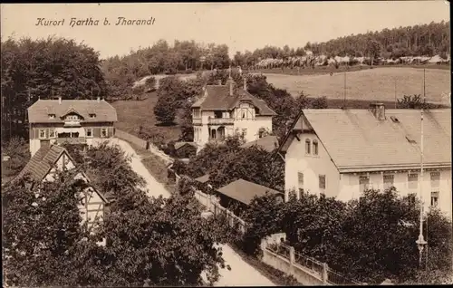 Ak Hartha Hintergersdorf Tharandt im Erzgebirge, Straßenpartie