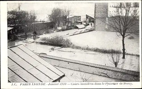 Ak Paris, Überschwemmung, Januar 1910, Überflutete Innenhöfe im Bercy-Viertel