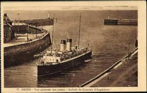 Ak Dieppe Seine Maritime, Hafen, Kurierschiff aus England