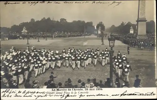 Ak Paris VIII, Place de la Concorde, Der Marsch der Armee, 29. Mai 1904