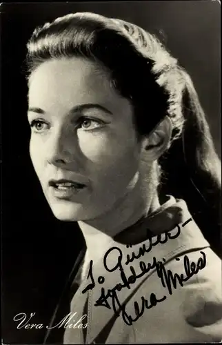 Ak Schauspielerin Vera Miles, Jenseits dieser Welt, Portrait, Autogramm