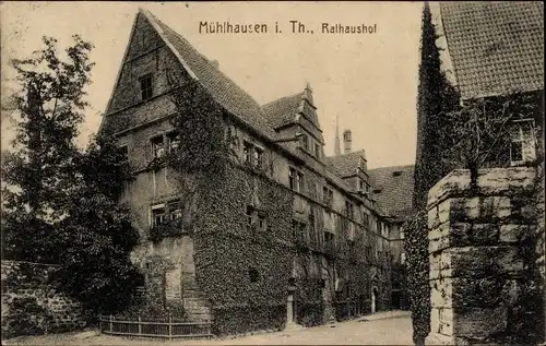 Ak Mühlhausen in Thüringen, Rathaushof