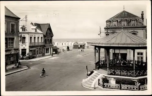 Ak Cayeux sur Mer Somme, Place Courbet