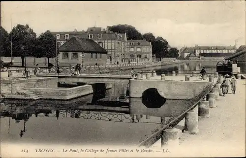 Ak Troyes-Aube, Pont, College für junge Mädchen, Basin