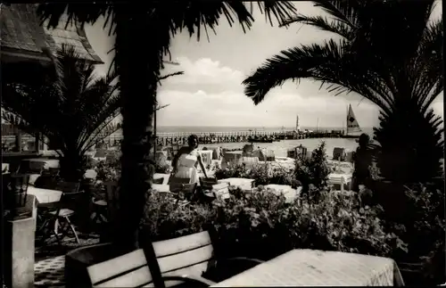 Ak Ostseebad Grömitz in Holstein, Terrasse, Seebrücke