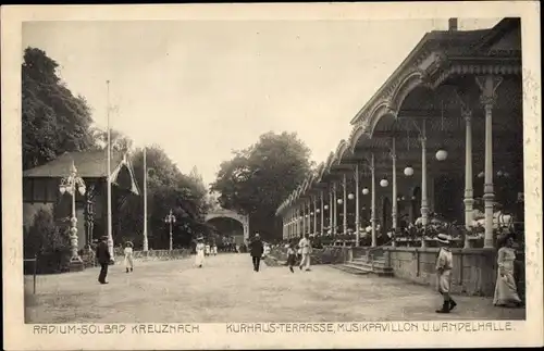 Ak Bad Kreuznach in Rheinland Pfalz, Kurhausterrasse, Musikpavillon, Wandelhalle