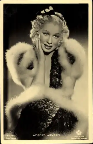 Ak Schauspielerin Charlott Daudert, Portrait, Ross