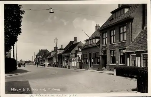 Ak Nieuw en Sint Joosland Walcheren Zeeland Niederlande, Postweg, Raadhuis
