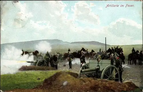 Ak Artillerie im Feuer, deutsche Geschütze, Soldaten