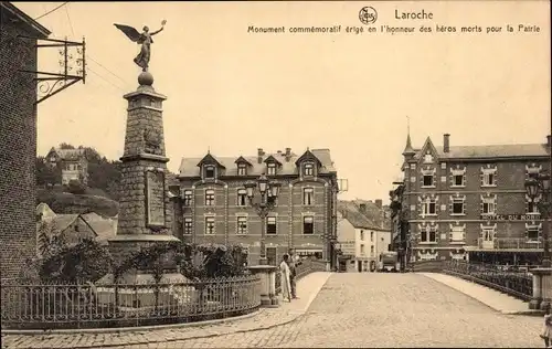 Ak La Roche en Ardenne Wallonien Luxemburg, Monument commémoratif