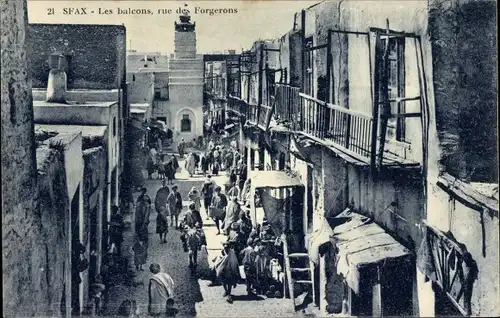 Ak Sfax Tunesien, Die Balkone, rue des Forgerons