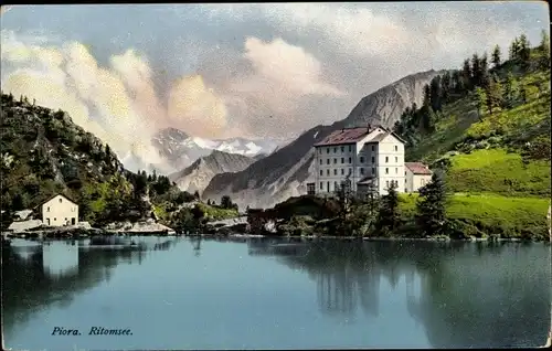 Ak Piora Kt. Tessin Schweiz, Ritomsee mit Blick auf den Ort, Gebirge