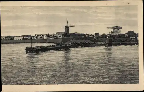 Ak Vlissingen Zeeland Niederlande, Oranje Windmühle, Kran der königlichen Werft De Schelde