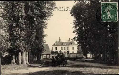 Ak Croix-au-Bailly Somme, Place Dufrien