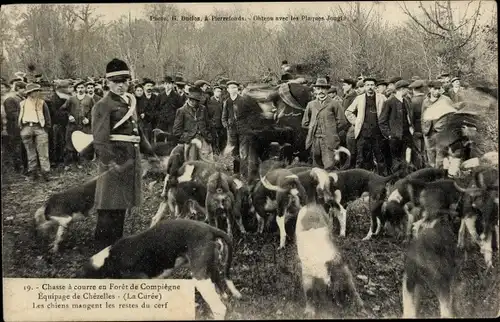 Ak Compiègne Oise, Chasse a courre en Foret