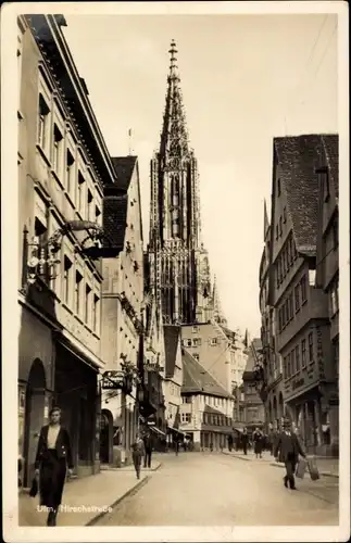 Ak Ulm a.d. Donau, Hirschstraße mit Dom im Hintergrund