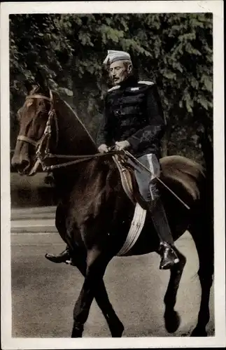 Ak König Christian X. von Dänemark, Portrait zu Pferde