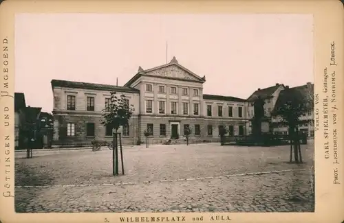 Kabinett Foto Göttingen in Niedersachsen, Universität, Wilhelmsplatz, Aula
