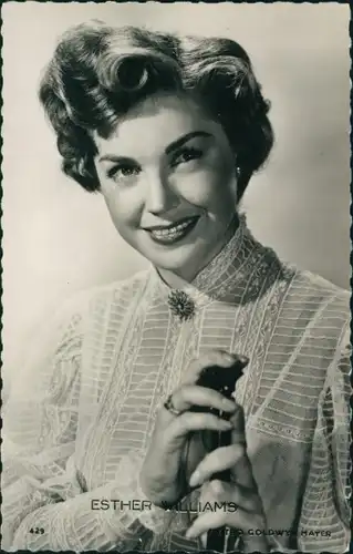 Ak Schauspielerin Esther Williams, Portrait