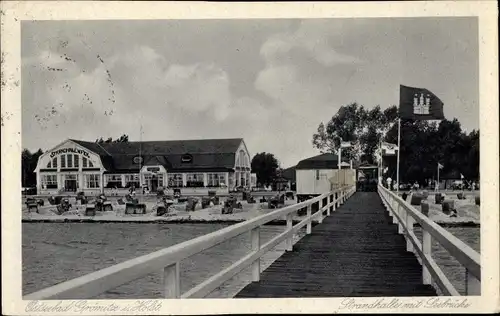Ak Ostseebad Grömitz in Holstein, Strandhalle, Seebrücke
