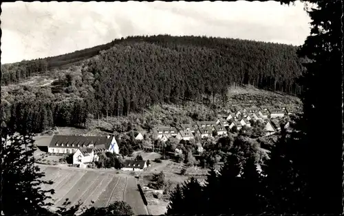 Ak Eschenstruth Helsa in Hessen, Haus Waldhof, Gesamtansicht