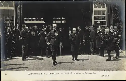 Ak Alphonse XIII in Chalons, Ausgang Mourmelon Bahnhof