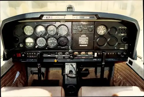 Foto Blick in ein Cockpit, Flugzeug