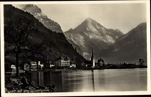 Ak Flüelen Kanton Uri Schweiz, Teilansicht, Kirche, Bristenstock