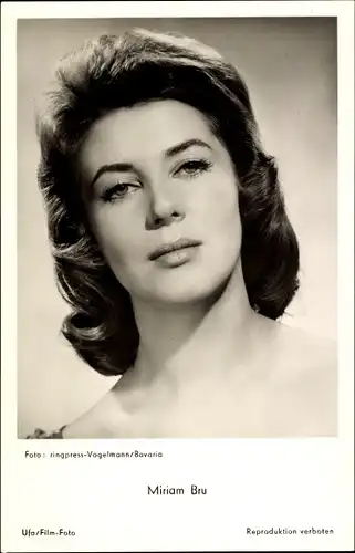 Ak Schauspielerin Miriam Bru, Portrait