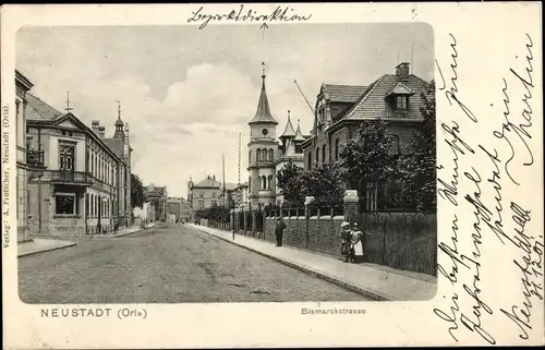 Ak Neustadt an der Orla, Bismarckstraße, Straßenpartie, Passanten