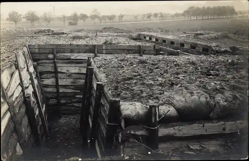 Foto Ak Braunschweig in Niedersachsen, Feldstellung, Großer Exerzierplatz, Schützengraben