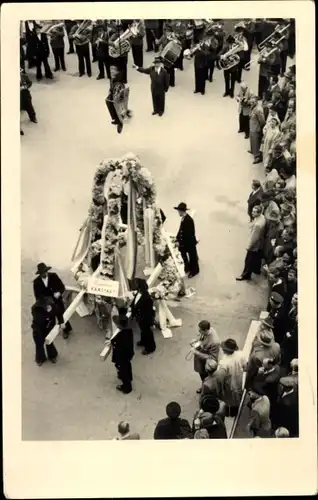 Foto Ak August 1954, Richtkrone, Richtfest Karstadt Neubau ?