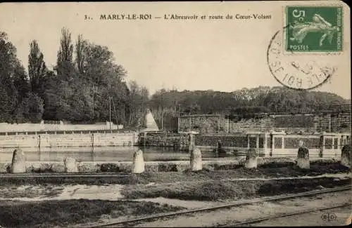 Ak Marly le Roi Yvelines, L'Abreuvoir und Route du Coeur Volant