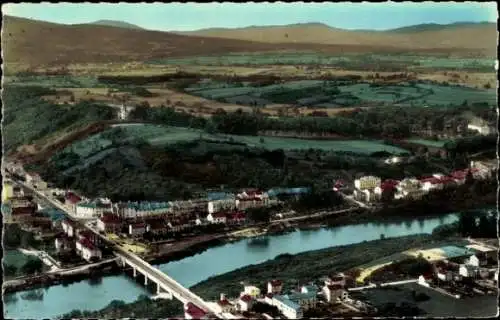 Ak Pont de Vaux Ain, Allgemeine Luftaufnahme