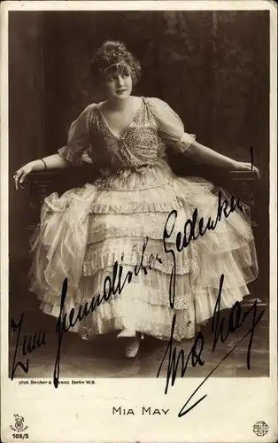 Ak Schauspielerin Mia May, Portrait, Rüschenkleid, Autogramm