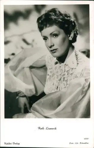 Ak Schauspielerin Ruth Leuwerik, Portrait